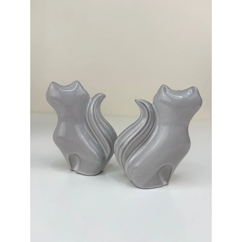 Jonathan Adler Mr & Mrs Fox Salt Pepper Shakers Gray Ceramic Original Box
